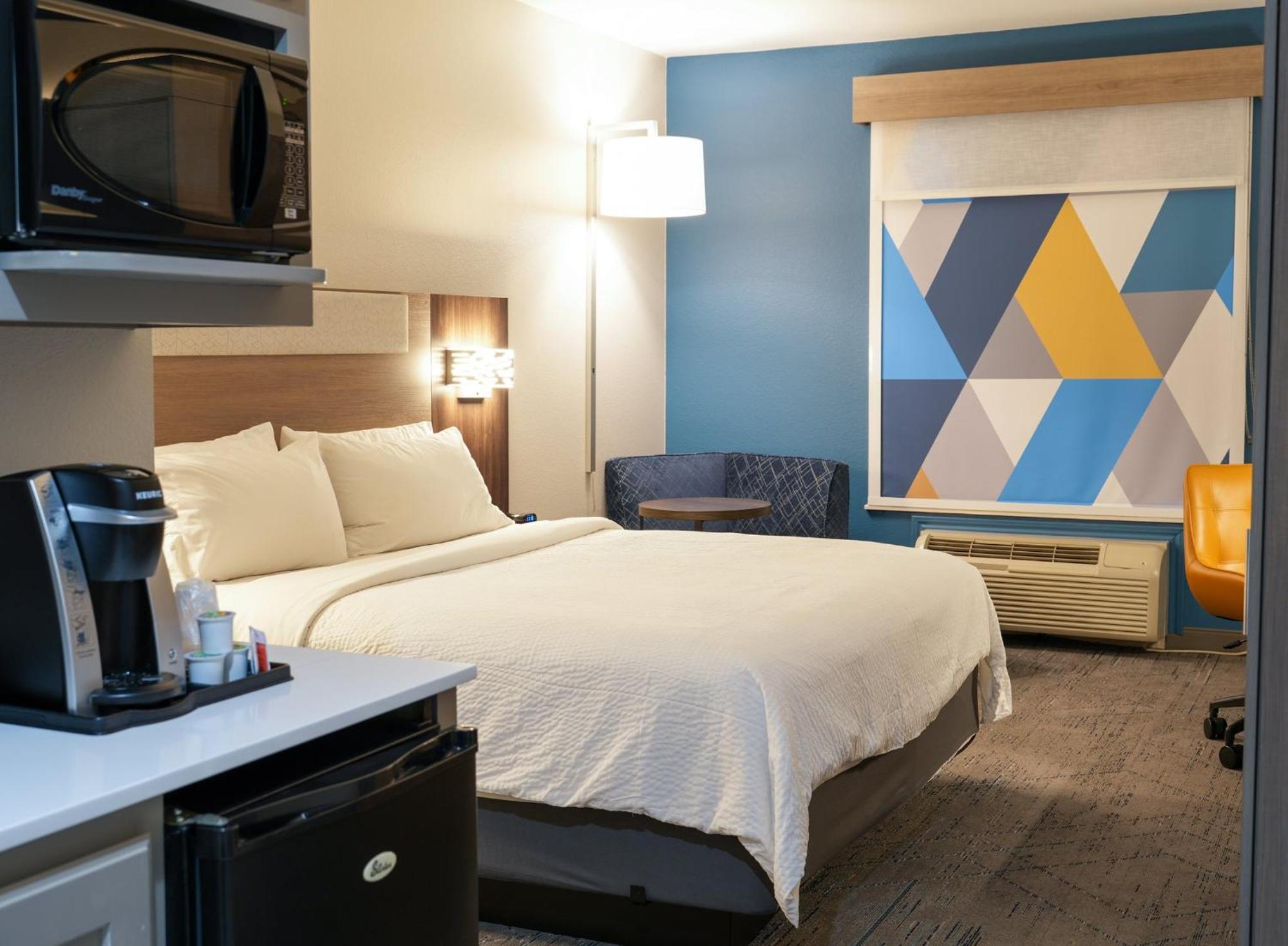 Holiday Inn Express Hotel & Suites Cedar Hill By Ihg Exterior foto