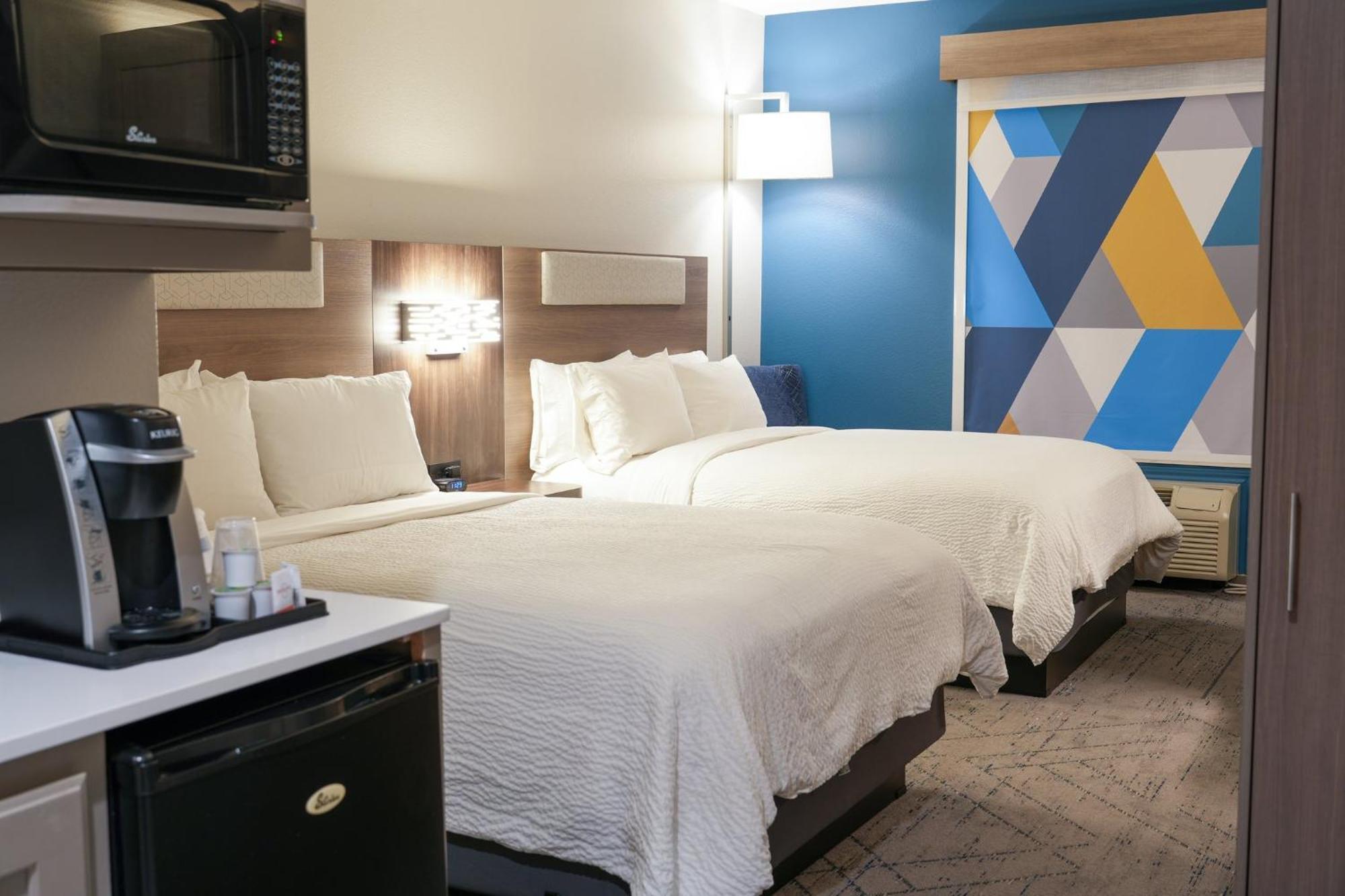 Holiday Inn Express Hotel & Suites Cedar Hill By Ihg Exterior foto